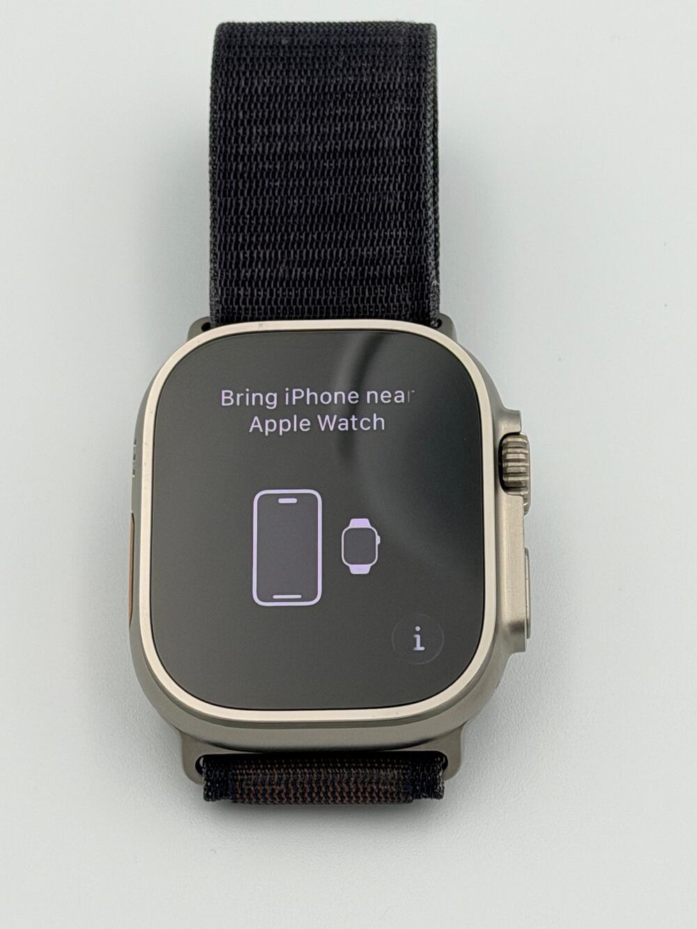 Apple Watch Ultra 2 (GPS + Cellular, Titanium, 49mm) 64GB with Alpine Loop Band
